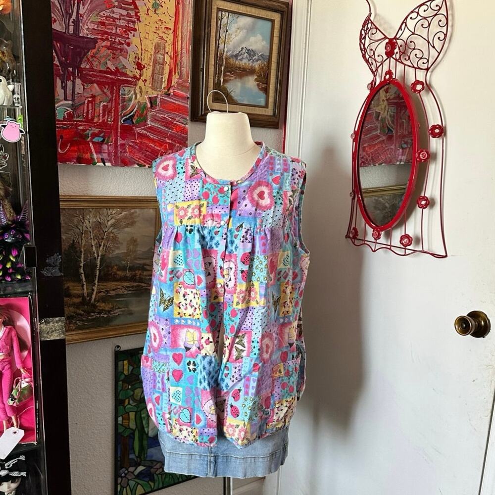 Simply Basic Multicolor Graphic Print Button Up T… - image 1